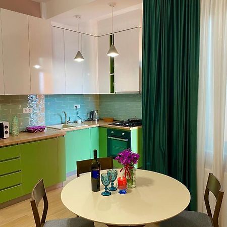 Lovely And Cozy Apartment! Kutaisi Esterno foto